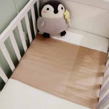Coffret Bébé — 3 Silky Pads en soie pour ne jamais manquer de douceur.